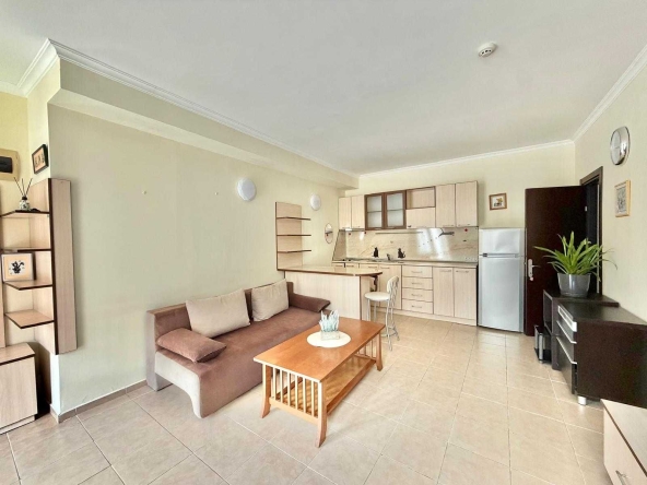 Четиристаен апартамент в Свети Влас - 121 кв.м за 527 €/кв.м - Снимка #1