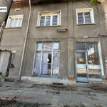 Къща в с. Телиш, Област Плевен - 68 кв.м за 90 €/кв.м - Снимка #1