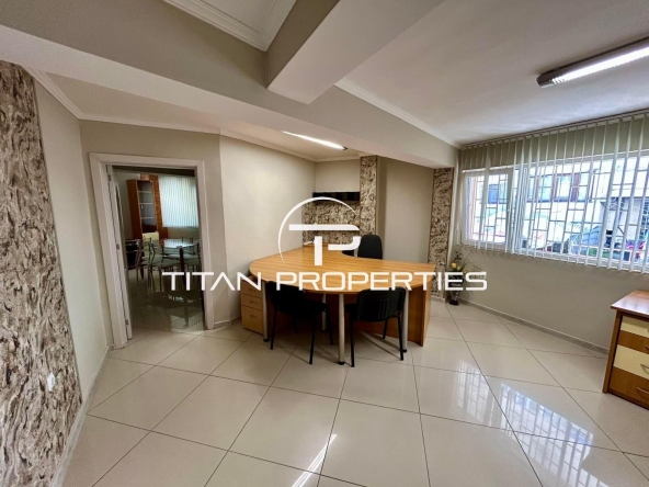 Дава се под наем Офис в Бургас, Лазур - 70 кв.м за 498.27 € - Снимка #1