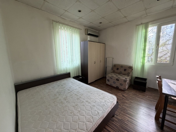 Дава се под наем  в София, Център - 16 кв.м за 209.1 € - Снимка #1