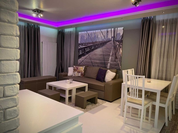 Дава се под наем Двустаен апартамент в София, Младост 3 - 62 кв.м за 648.21 € - Снимка #1