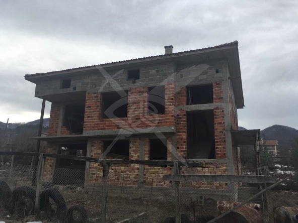 Къща в с. Новаково, Област Пловдив - 220 кв.м за 120 €/кв.м - Снимка #1