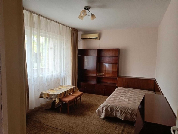 Дава се под наем Едностаен апартамент в Пловдив, Тракия - 38 кв.м за 248.88 € - Снимка #1