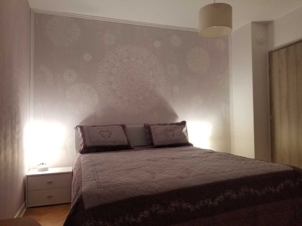 Дава се под наем Тристаен апартамент в София, Младост 3 - 72 кв.м за 698.19 € - Снимка #1
