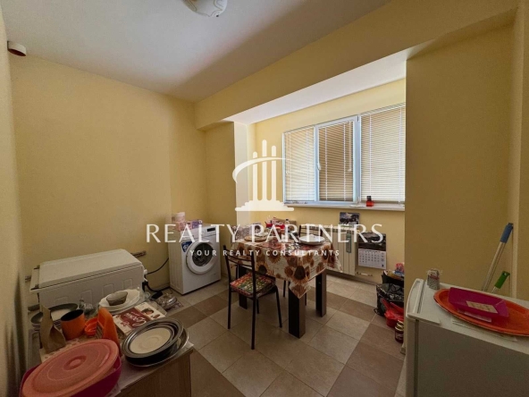 Двустаен апартамент в Перник, Изток - 67 кв.м за 899 €/кв.м - Снимка #1