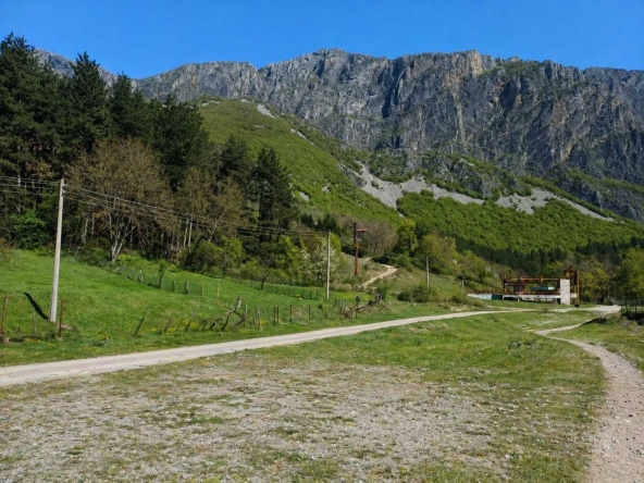 Парцел в Враца, Център - 820 кв.м за 19 €/кв.м - Снимка #1