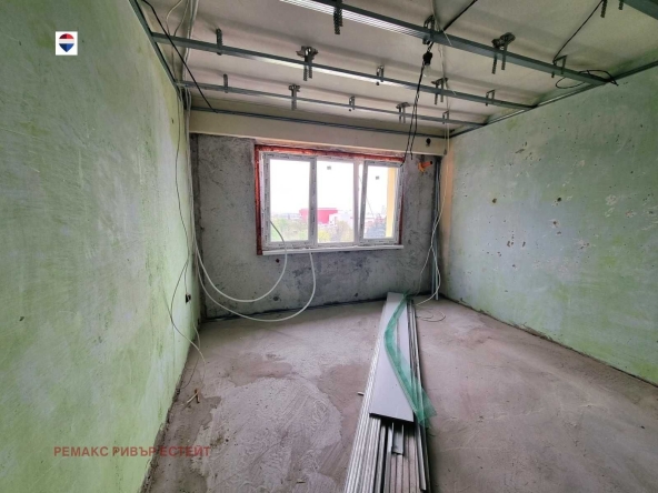 Тристаен апартамент в Русе, Здравец Изток - 80 кв.м за 498 €/кв.м - Снимка #1