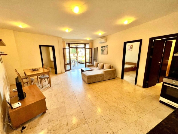 Тристаен апартамент в Свети Влас - 100 кв.м за 765 €/кв.м - Снимка #1