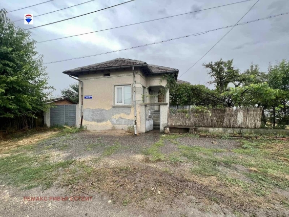 Къща в с. Голямо Враново, Област Русе - 75 кв.м за 232 €/кв.м - Снимка #1