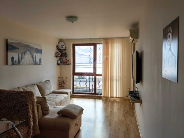 Тристаен апартамент в Свети Влас - 100 кв.м за 648 €/кв.м - Снимка #1