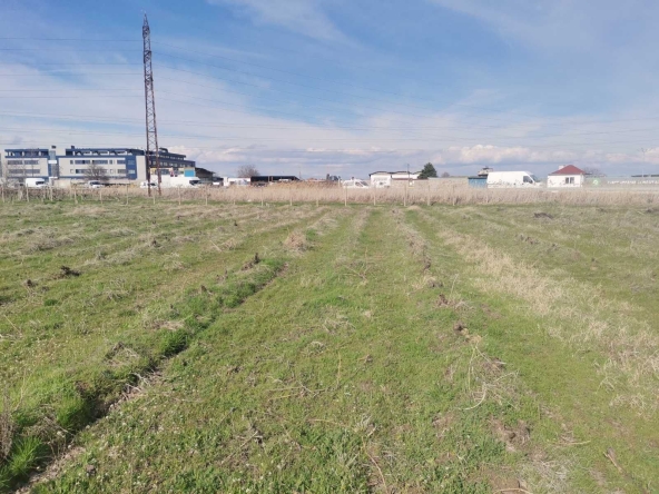 Дава се под наем Парцел в Пловдив, Беломорски - 1000 кв.м за 51 € - Снимка #1