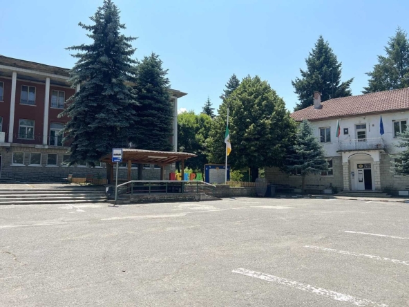 Парцел в с. Искра, Област Пловдив - 1600 кв.м за 6 €/кв.м - Снимка #1