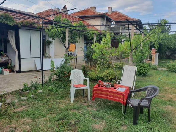 Къща в с. Асен, Област Стара Загора - 100 кв.м за 419 €/кв.м - Снимка #1