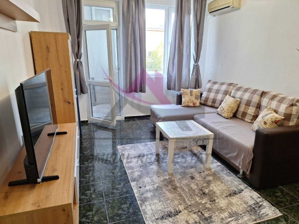 Дава се под наем Тристаен апартамент в Варна, Колхозен пазар - 59 кв.м за 600 € - Снимка #1