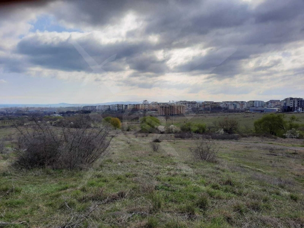 Парцел в Бургас, Меден рудник - зона Д - 1400 кв.м за 59 €/кв.м - Снимка #1