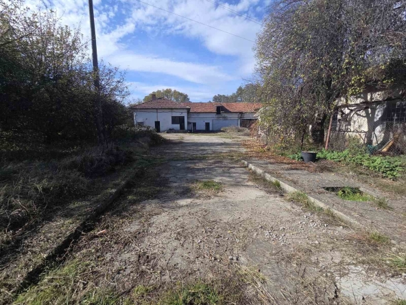 Промишлена сграда в с. Ваксево, Област Кюстендил - 632 кв.м за 77 €/кв.м - Снимка #1