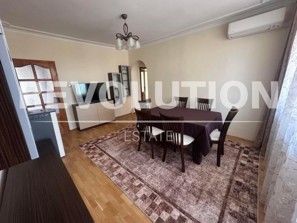 Дава се под наем Етаж от къща в Варна, Виница - 100 кв.м за 648.21 € - Снимка #1