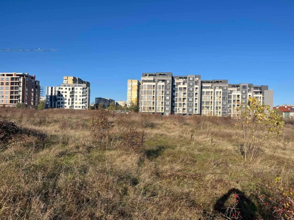Парцел в София, Люлин 5 - 2301 кв.м за 39 €/кв.м - Снимка #1