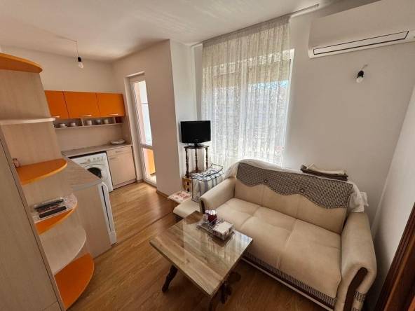 Двустаен апартамент в Бургас, Сарафово - 36 кв.м за 1159 €/кв.м - Снимка #1