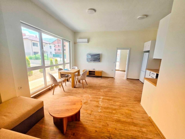 Дава се под наем Двустаен апартамент в Асеновград - 50 кв.м за 348.84 € - Снимка #1