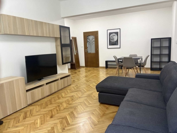 Дава се под наем Двустаен апартамент в София, Център - 74 кв.м за 897.6 € - Снимка #1