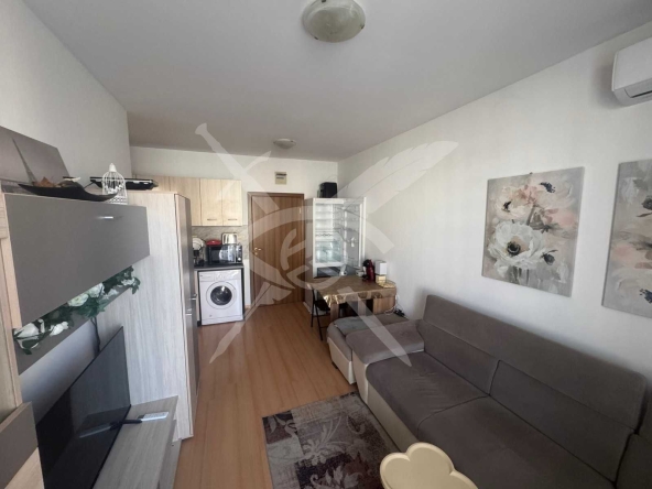 Двустаен апартамент в к.к. Слънчев бряг - 47 кв.м за 684 €/кв.м - Снимка #1