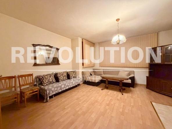 Дава се под наем Къща в Варна, Христо Ботев - 140 кв.м за 548.25 € - Снимка #1