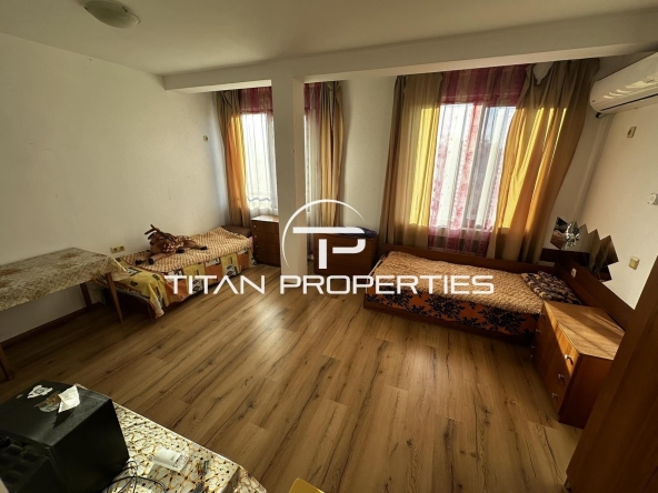 Дава се под наем Двустаен апартамент в Бургас, Акациите - 60 кв.м за 204 € - Снимка #1