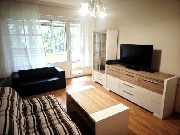 Дава се под наем Тристаен апартамент в София, Дружба 1 - 60 кв.м за 578.34 € - Снимка #1