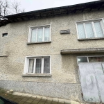 Къща в Омуртаг - 152 кв.м за 336 €/кв.м - Снимка #1