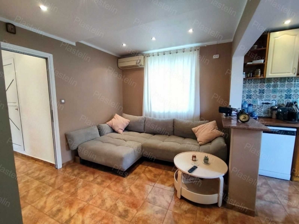Дава се под наем Тристаен апартамент в Банкя - 80 кв.м за 598.23 € - Снимка #1