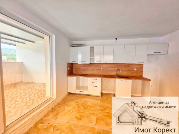 Двустаен апартамент в Асеновград - 60 кв.м за 808 €/кв.м - Снимка #1