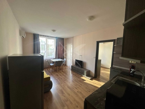 Двустаен апартамент в Поморие - 55 кв.м за 793 €/кв.м - Снимка #1