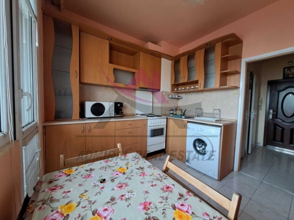 Дава се под наем Двустаен апартамент в Варна, Младост 2 - 50 кв.м за 398.82 € - Снимка #1
