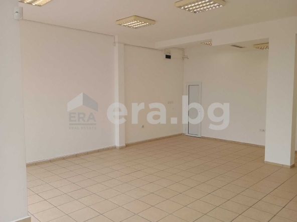 Дава се под наем Магазин в Варна, Владислав Варненчик - 100 кв.м за 1020 € - Снимка #1