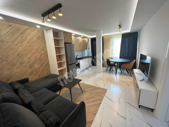 Тристаен апартамент в Пловдив, Младежки Хълм - 94 кв.м за 2181 €/кв.м - Снимка #1