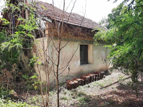 Къща в с. Дюлево, Област Пазарджик - 80 кв.м за 127 €/кв.м - Снимка #1