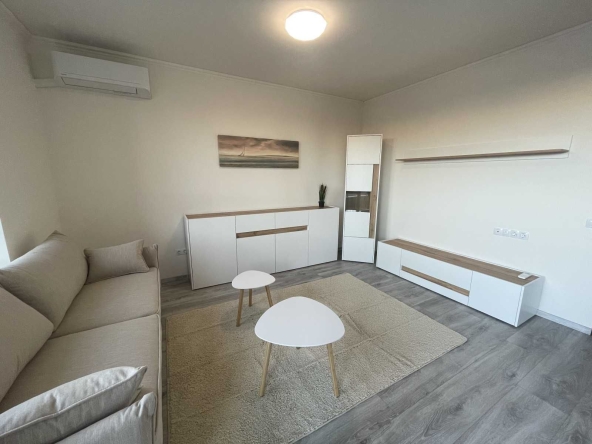 Дава се под наем Двустаен апартамент в София, Света Троица - 75 кв.м за 310 € - Снимка #1