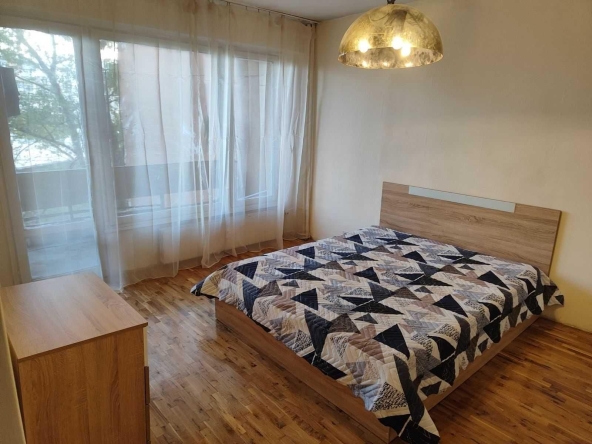 Дава се под наем Двустаен апартамент в София, Полигона - 70 кв.м за 500 € - Снимка #1