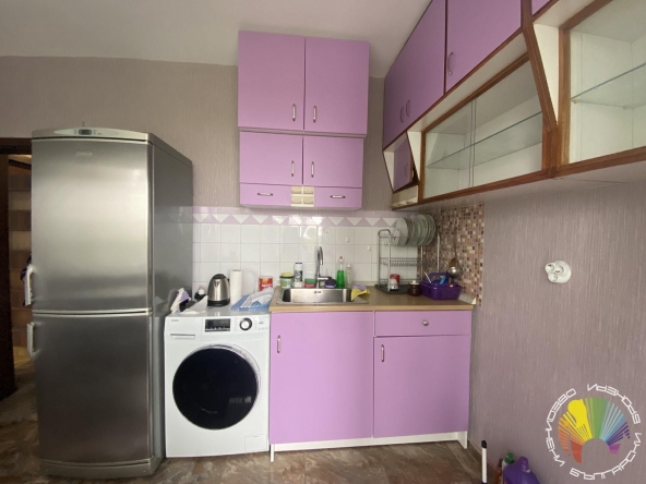 Дава се под наем Двустаен апартамент в Бургас, Лазур - 65 кв.м за 408 € - Снимка #1