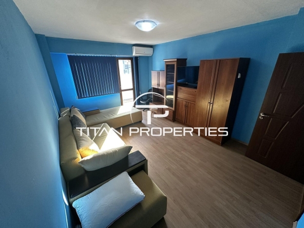 Дава се под наем Тристаен апартамент в Бургас, Изгрев - 80 кв.м за 408 € - Снимка #1