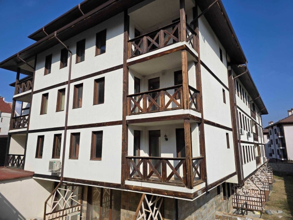 Едностаен апартамент в Банско - 43 кв.м за 1024 €/кв.м - Снимка #1