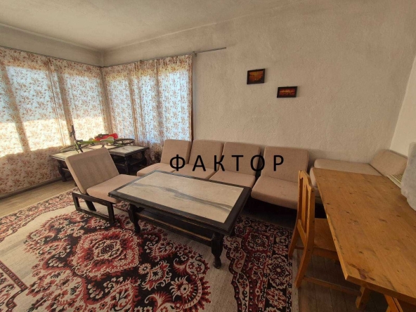 Етаж от къща в Стамболийски - 135 кв.м за 444 €/кв.м - Снимка #1