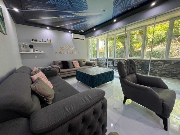 Многостаен апартамент в Велико Търново, Център - 160 кв.м за 1407 €/кв.м - Снимка #1