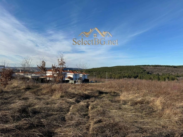 Парцел в с. Малки чифлик, Област Велико Търново - 4497 кв.м за 19 €/кв.м - Снимка #1