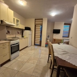 Дава се под наем Четиристаен апартамент в Плевен, Широк център - 74 кв.м за 408 € - Снимка #1