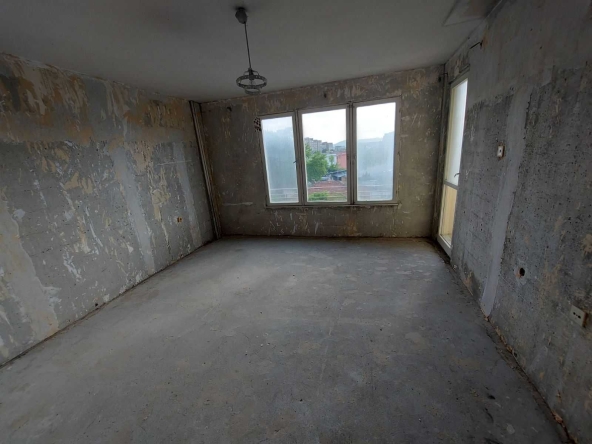 Двустаен апартамент в Търговище, Център - 45 кв.м за 963 €/кв.м - Снимка #1