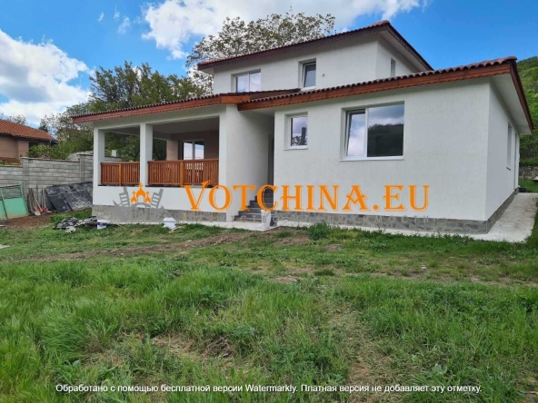 Къща в Балчик - 200 кв.м за 933 €/кв.м - Снимка #1