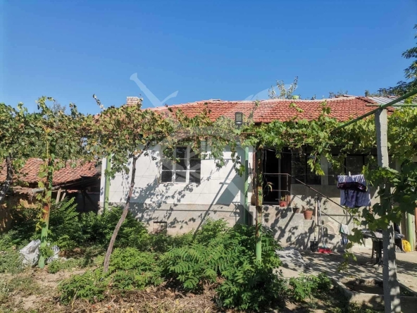 Къща в с. Отец Паисиево, Област Пловдив - 70 кв.м за 329 €/кв.м - Снимка #1