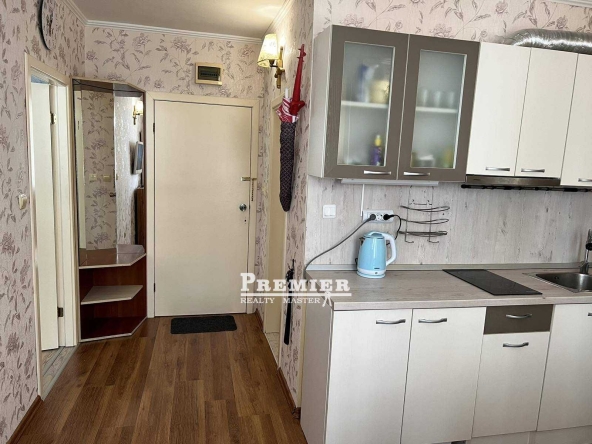 Двустаен апартамент в к.к. Слънчев бряг - 55 кв.м за 1219 €/кв.м - Снимка #1